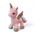 Eenhoornknuffel met kleurrijke vleugels