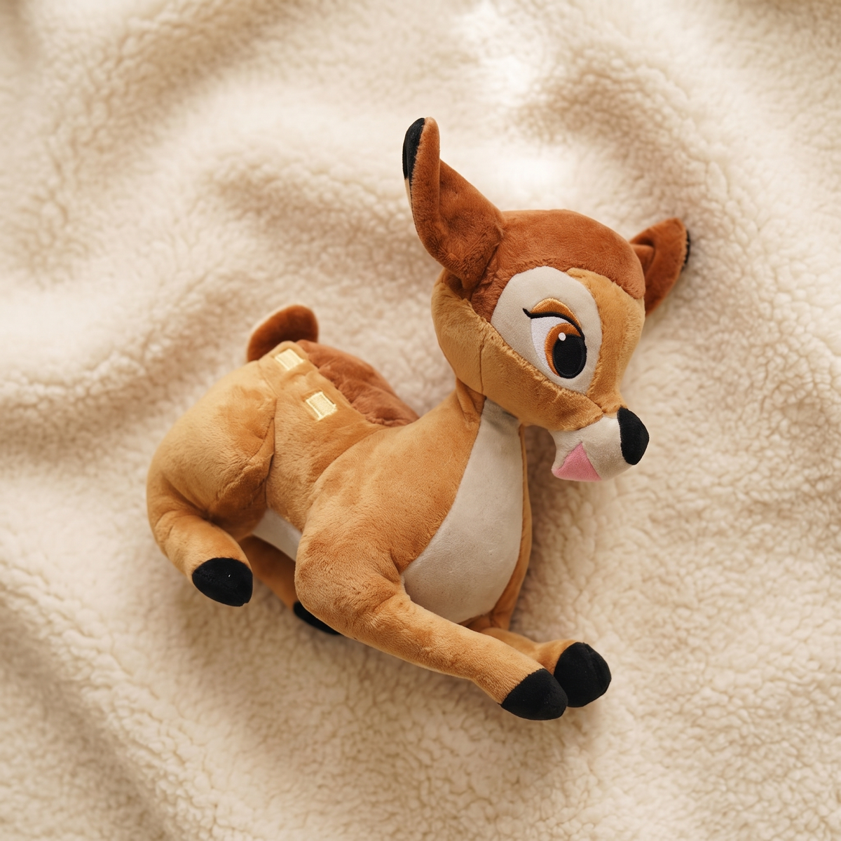 Peluche Faon Bambi 15cm Assis