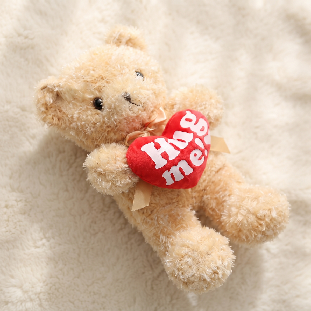 Peluche Ours Câlin avec Cœur Hug Me